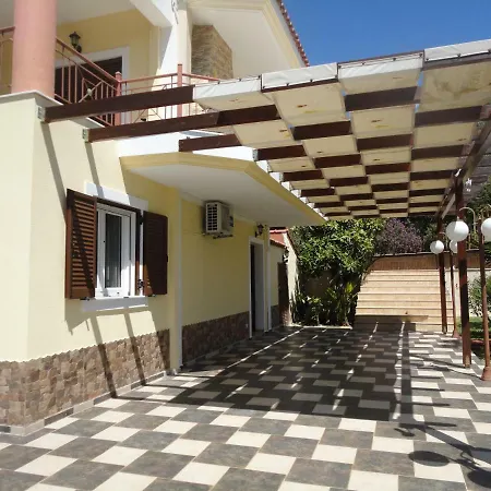 Сasa de vacaciones Elpida Svoronata