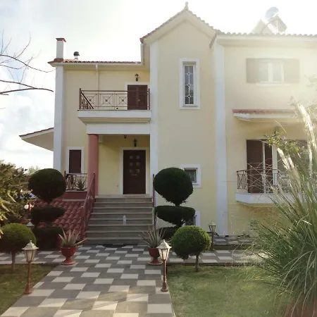 بيت للعطل Elpida *